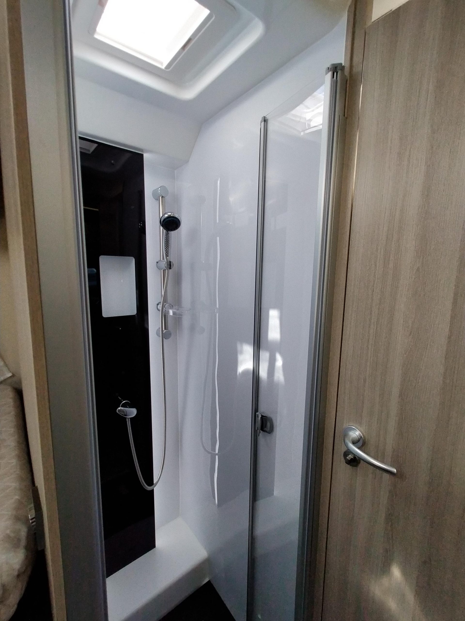 Sun Driver I-Lux 7DB Lengtebeden & Hefbed Automaat