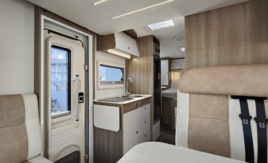 Sun Driver T695 Elegance Queensbed en hefbed 5 gordel plekken.