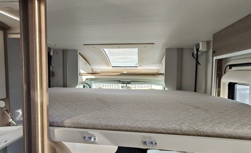 Sun Driver T695 Elegance Queensbed en hefbed 5 gordel plekken.