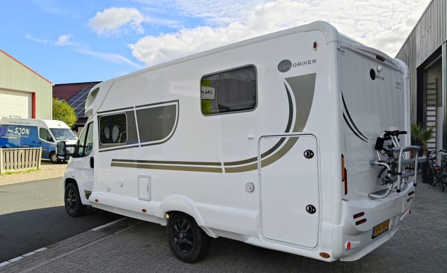 Sun Driver T695 Elegance Queensbed en hefbed 5 gordel plekken.