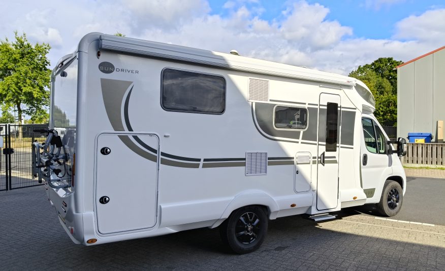 Sun Driver T695 Elegance Queensbed en hefbed 5 gordel plekken.