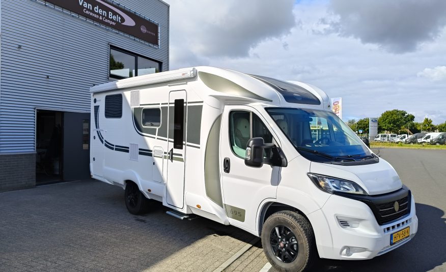 Sun Driver T695 Elegance Queensbed en hefbed 5 gordel plekken.