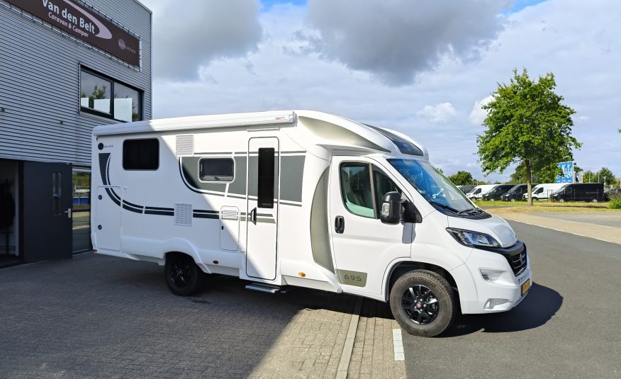 Sun Driver T695 Elegance Queensbed en hefbed 5 gordel plekken.
