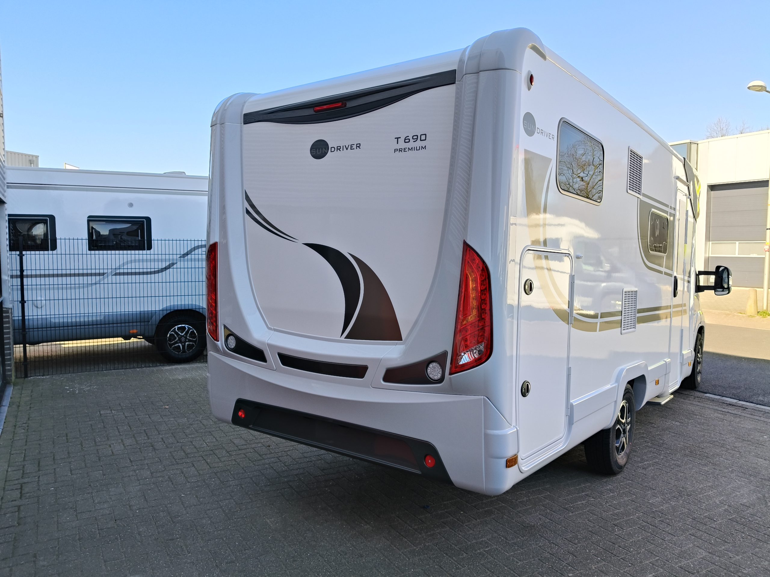 Sun Driver T740 Premium- Lengtebedden & Hefbed- Automaat! NIEUW 2025