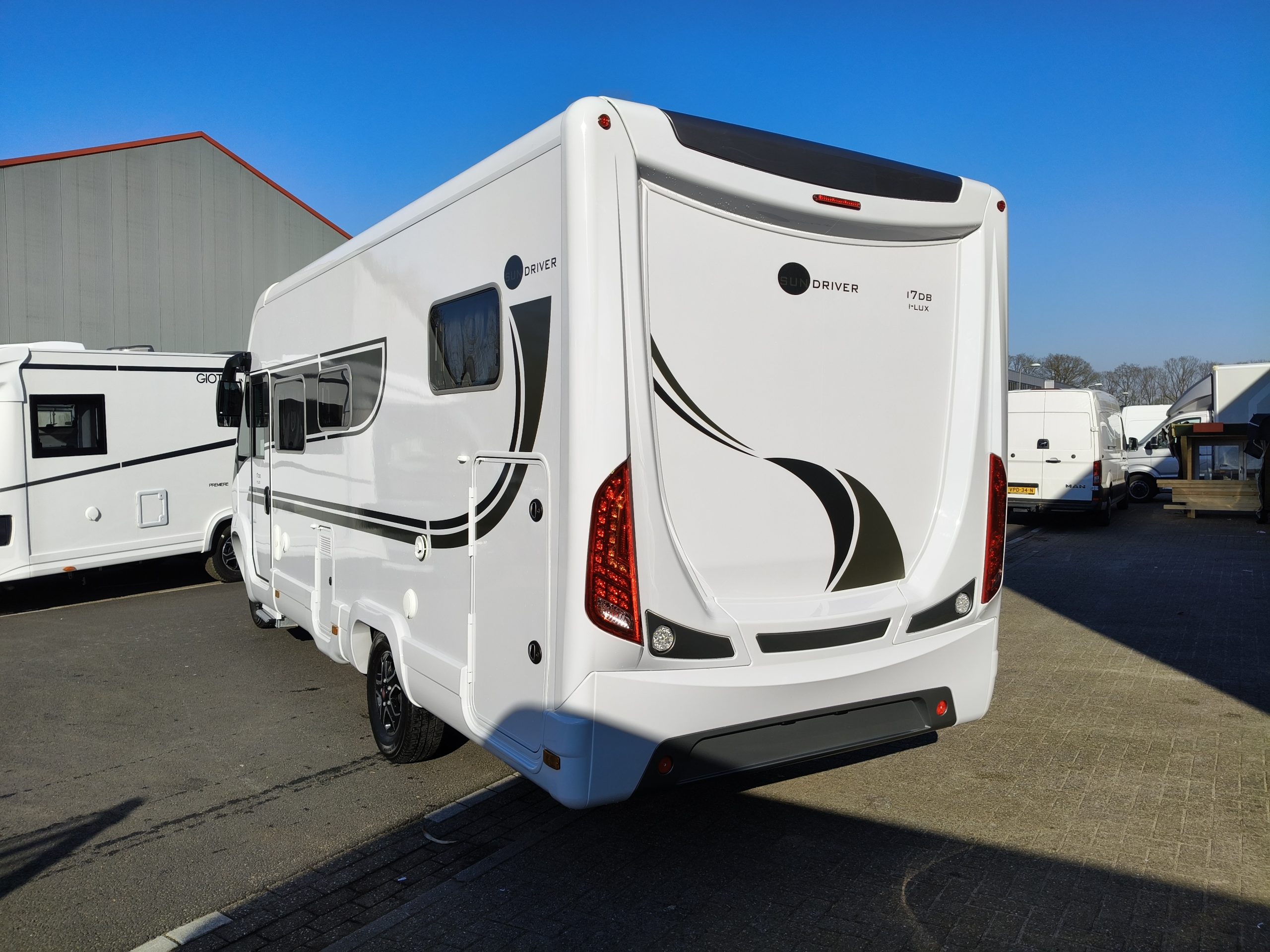 Sun Driver I-Lux 7DB Lengtebeden & Hefbed Automaat