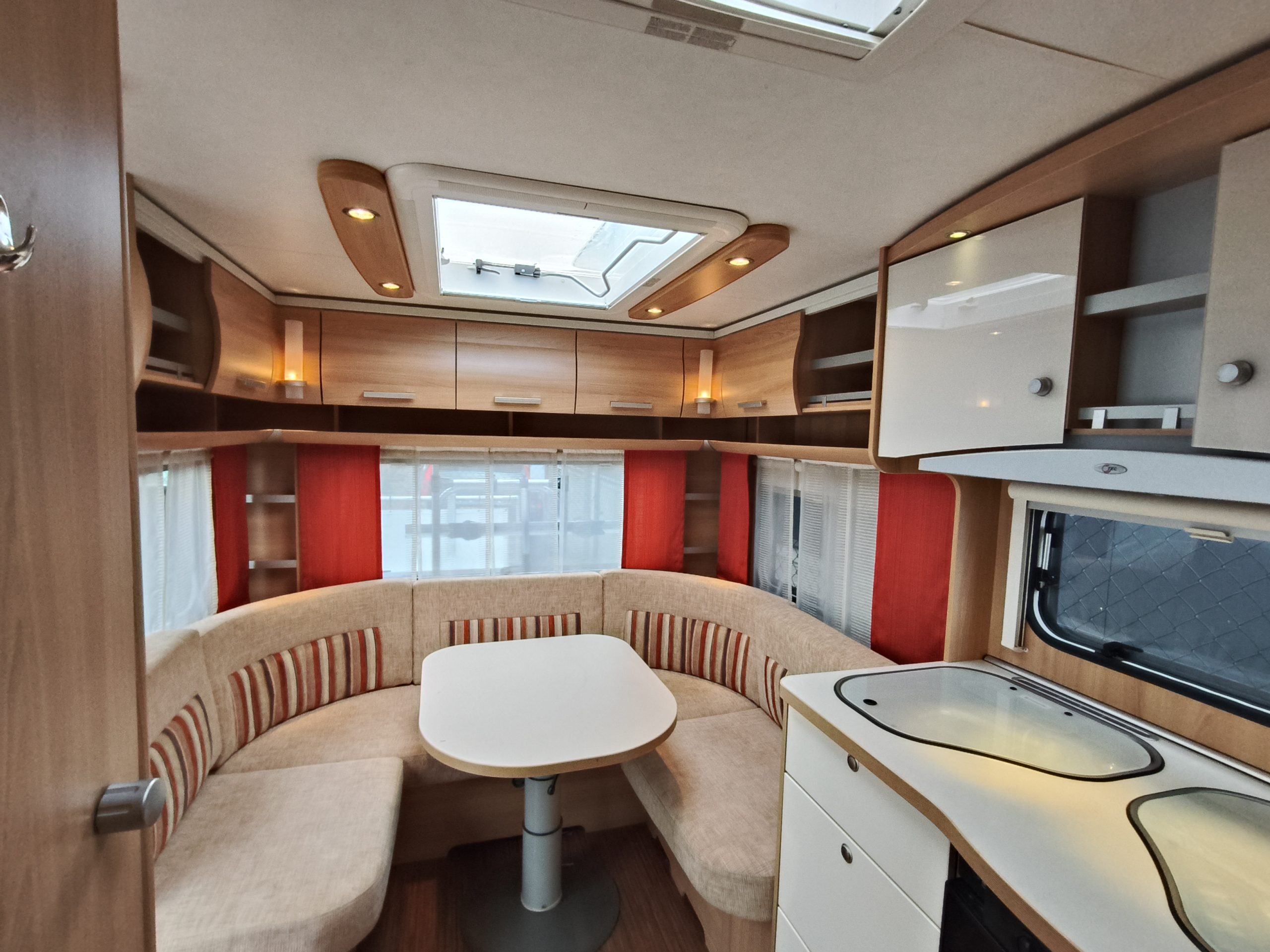 T.E.C. Travel King 460 TFD