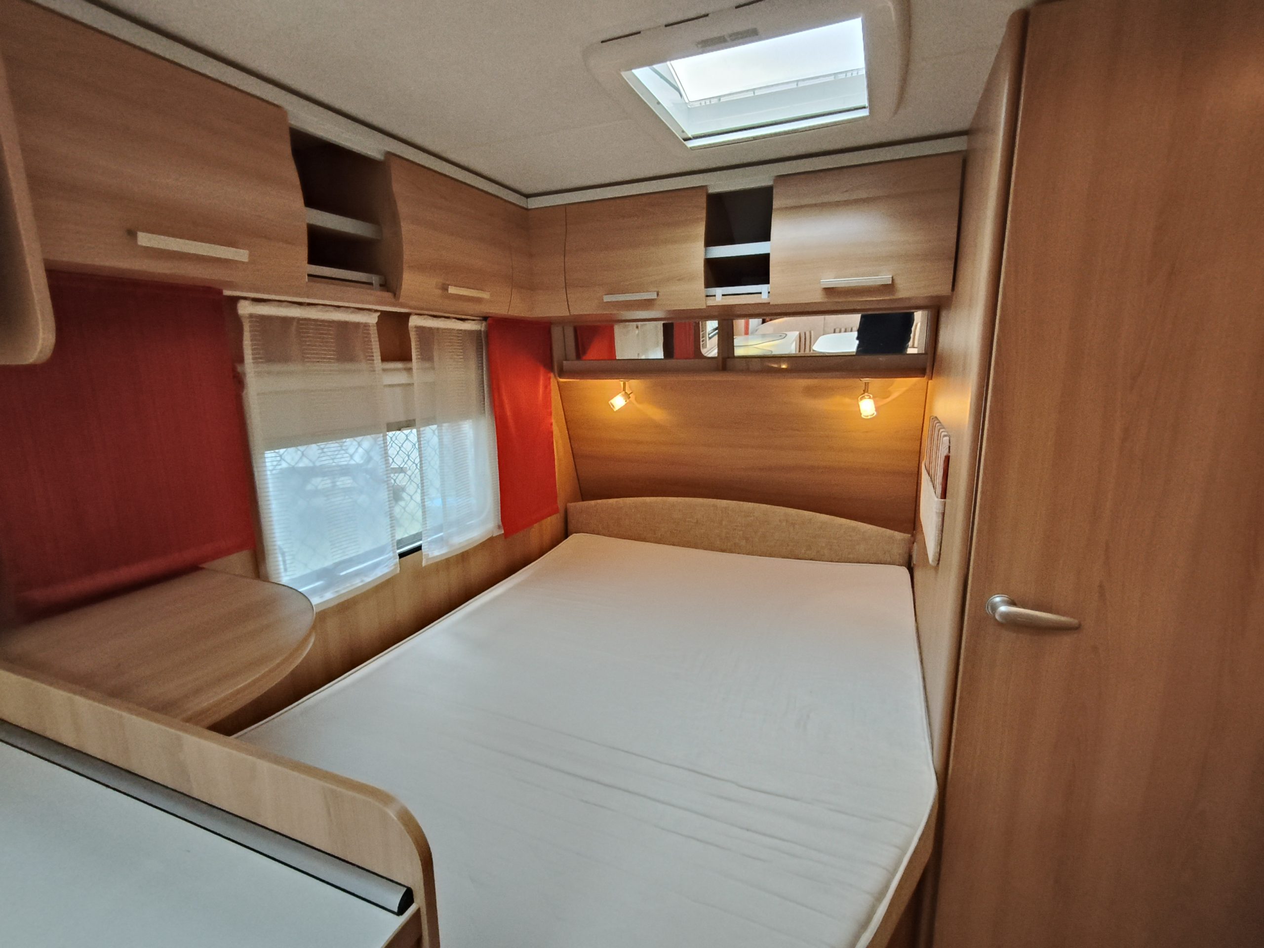 T.E.C. Travel King 460 TFD