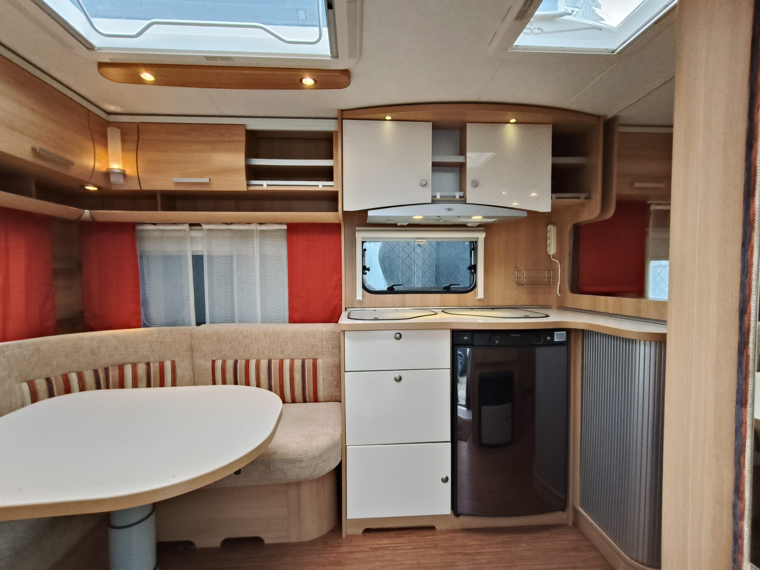 T.E.C. Travel King 460 TFD