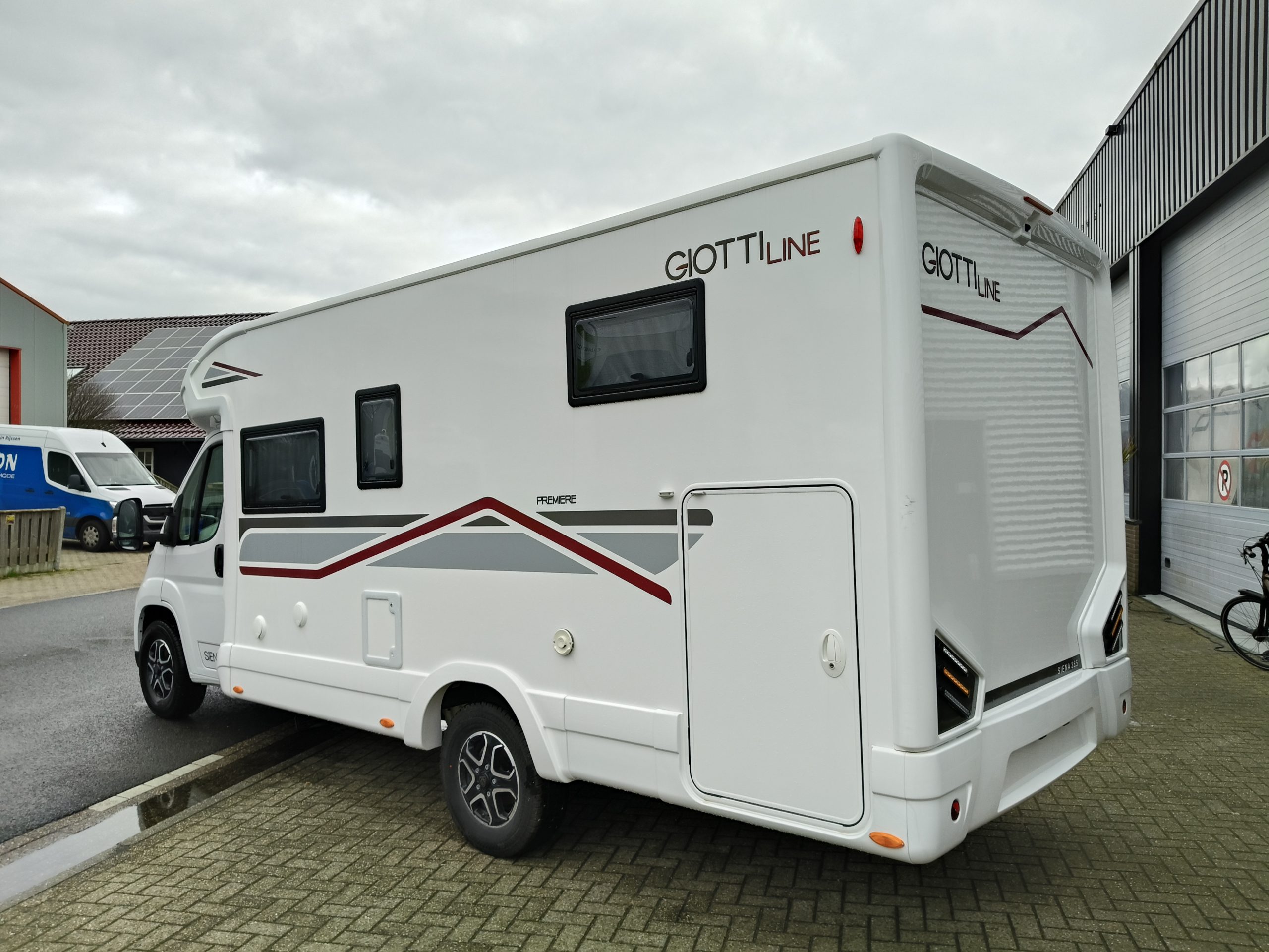 GiottiLine Siena 385  Premiere Edition enkelebedden met hefbed 5 pers.  model 26 automaat