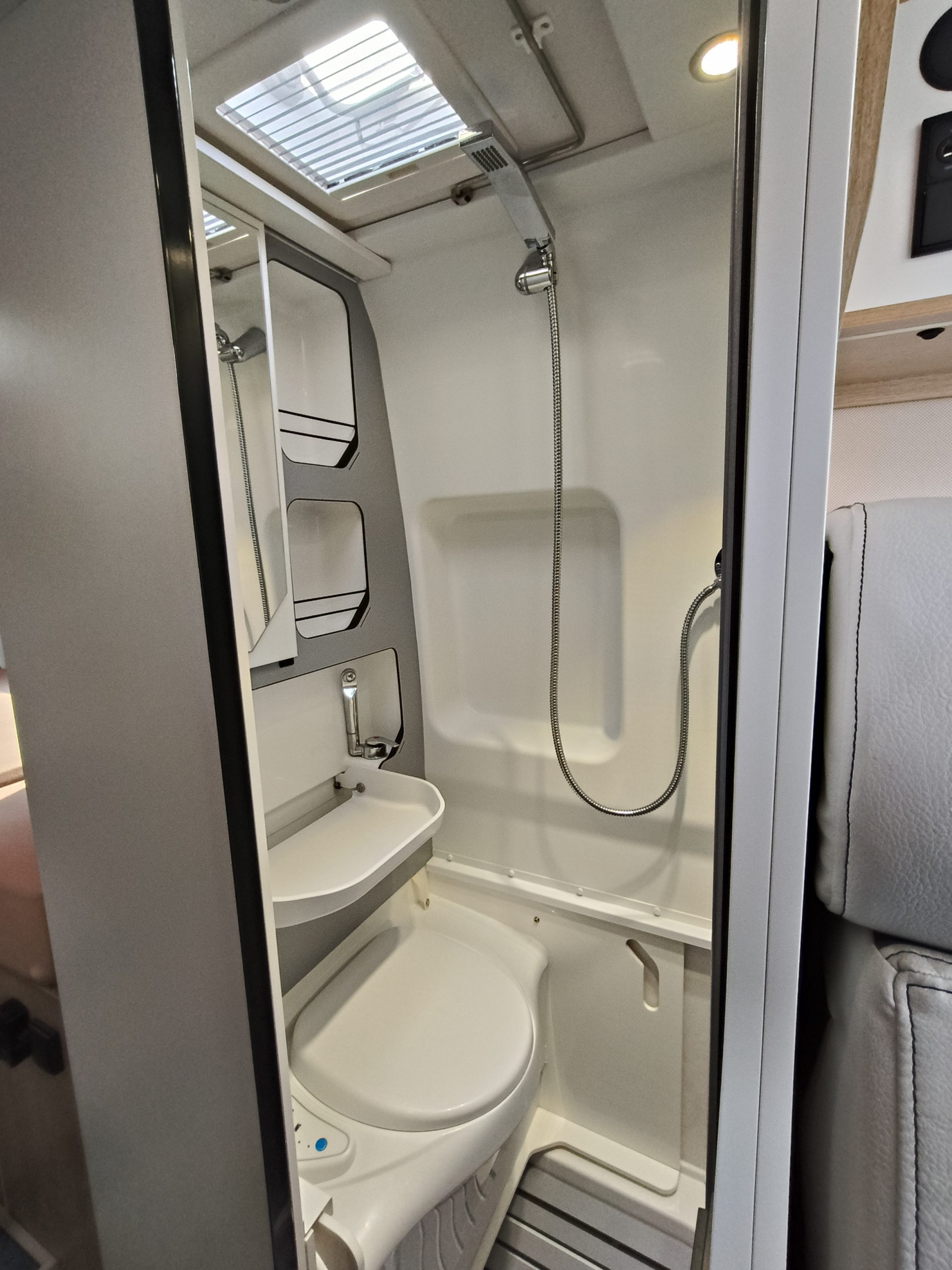 Pilote Mooveo Van 63EB Lengte bedden Fiat AUTOMAAT