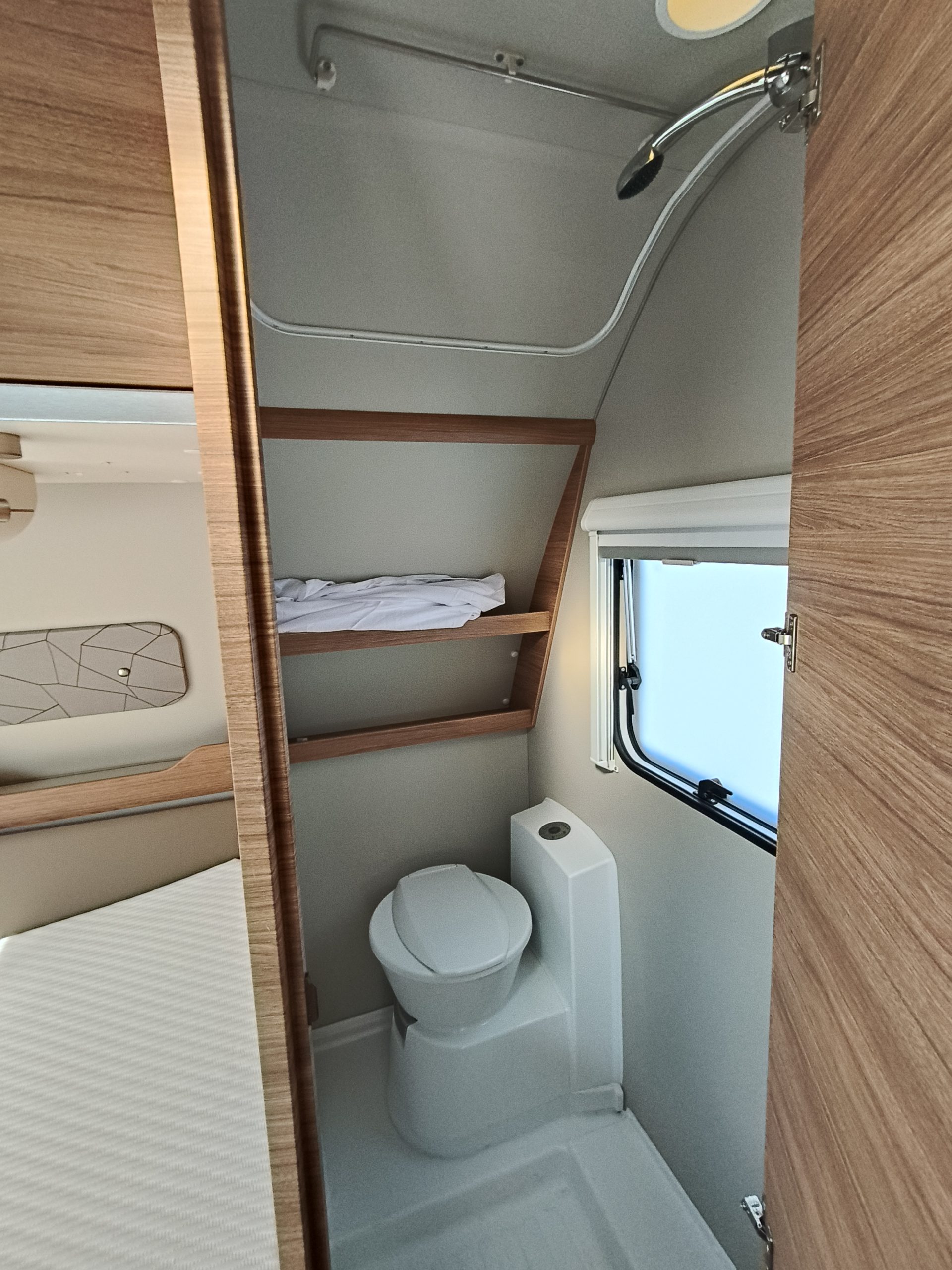 Weinsberg Cara One 450 FU