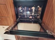 Adria Matrix Plus 680 SL 5 persoons met hefbed