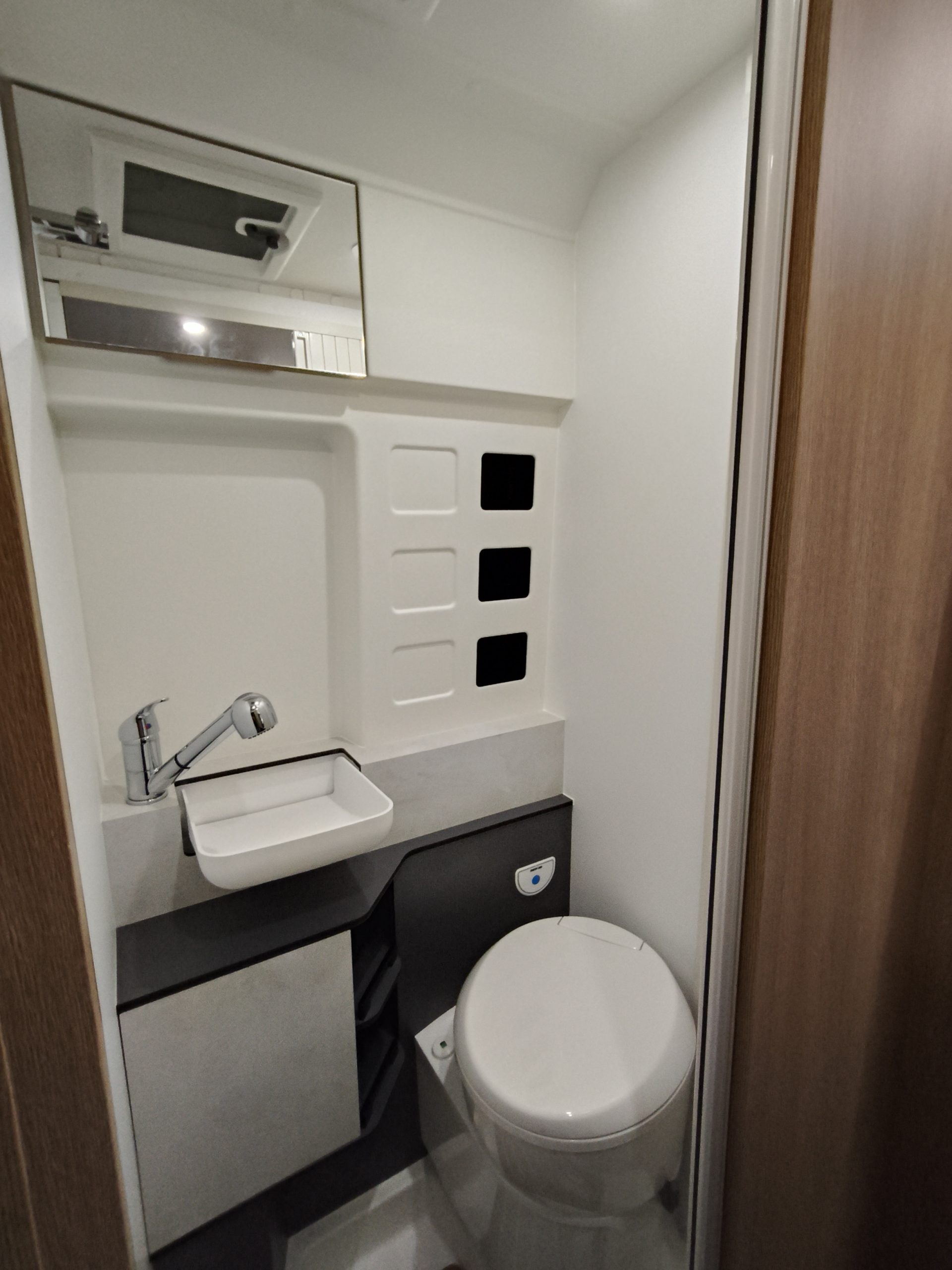 GiottiVan 54T Privilage pakket Dwarsbed COMPACT 2026 model