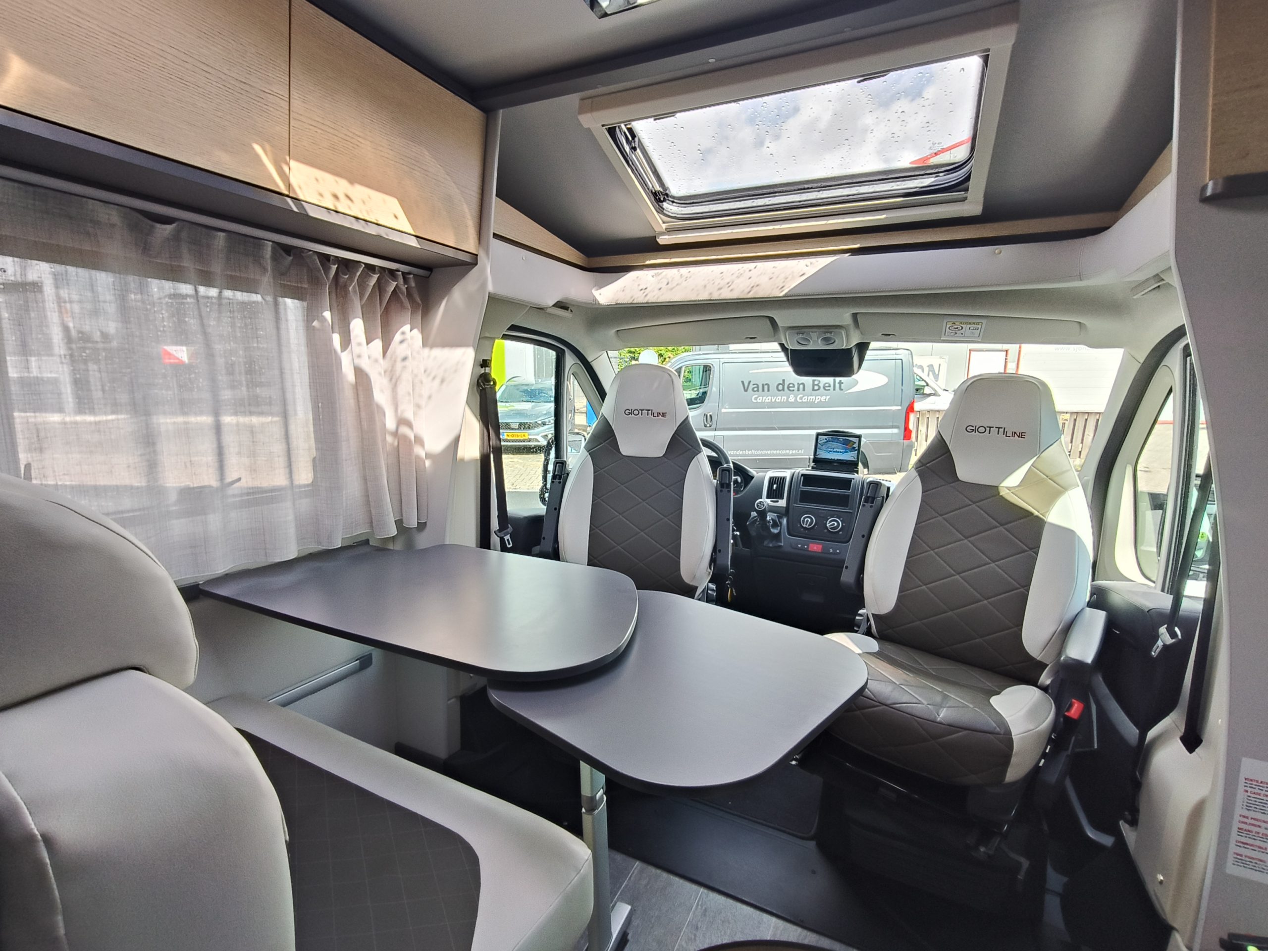 GiottiLine Compact C66 Privilege Lengtebedden slechts 660 cm lang 210 cm breed!