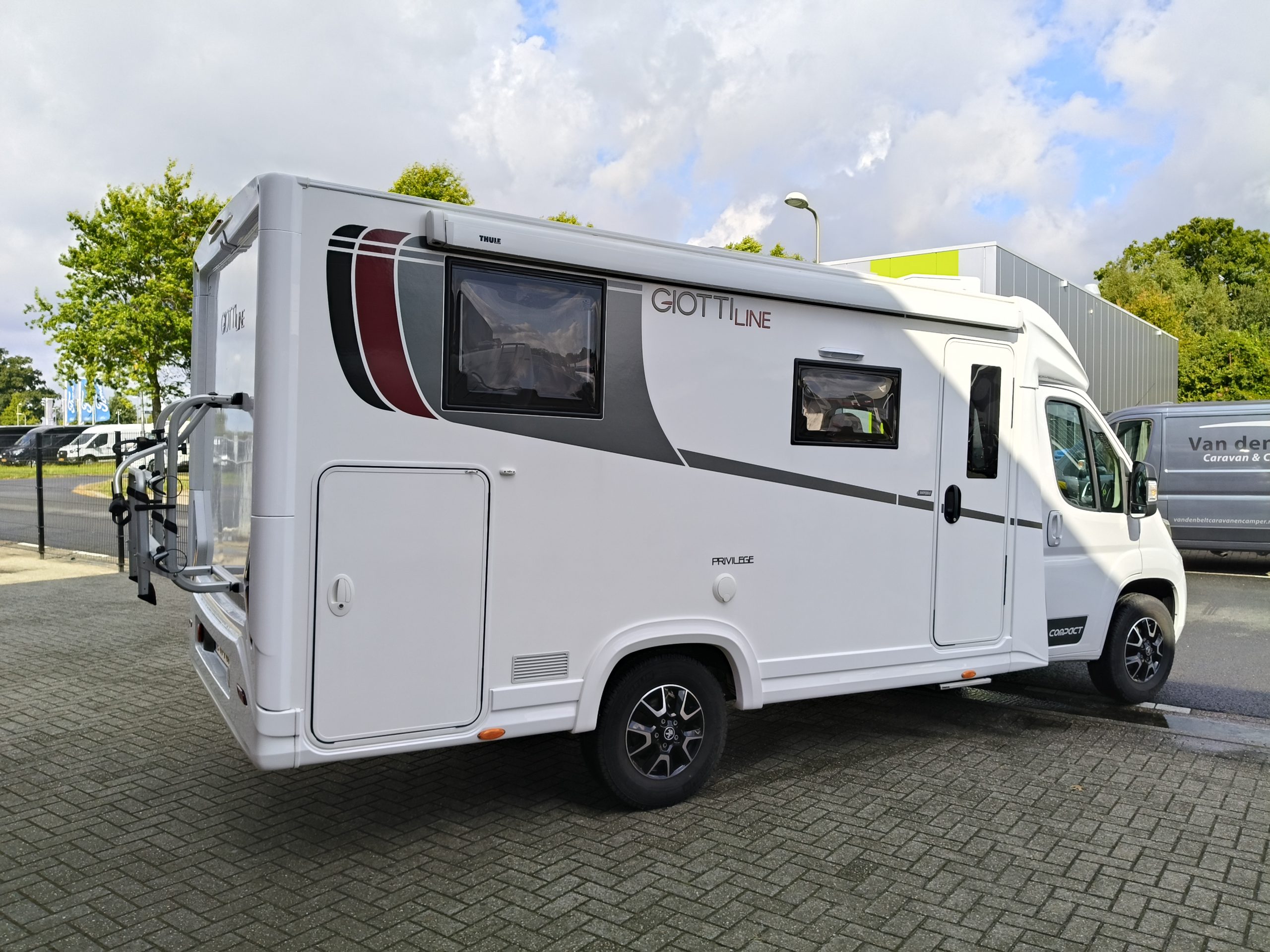 GiottiLine Compact C66 Privilege Lengtebedden slechts 660 cm lang 210 cm breed!