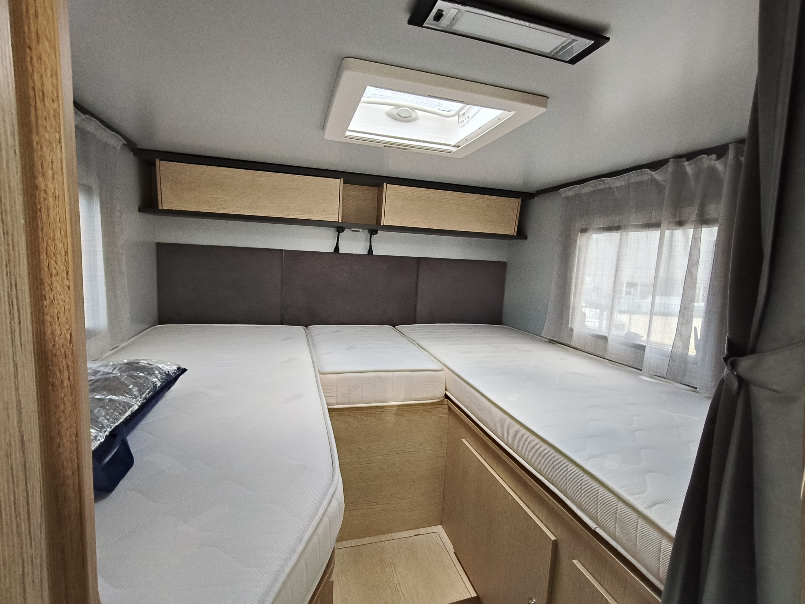 GiottiLine Compact C66 Privilege Lengtebedden slechts 660 cm lang 210 cm breed!