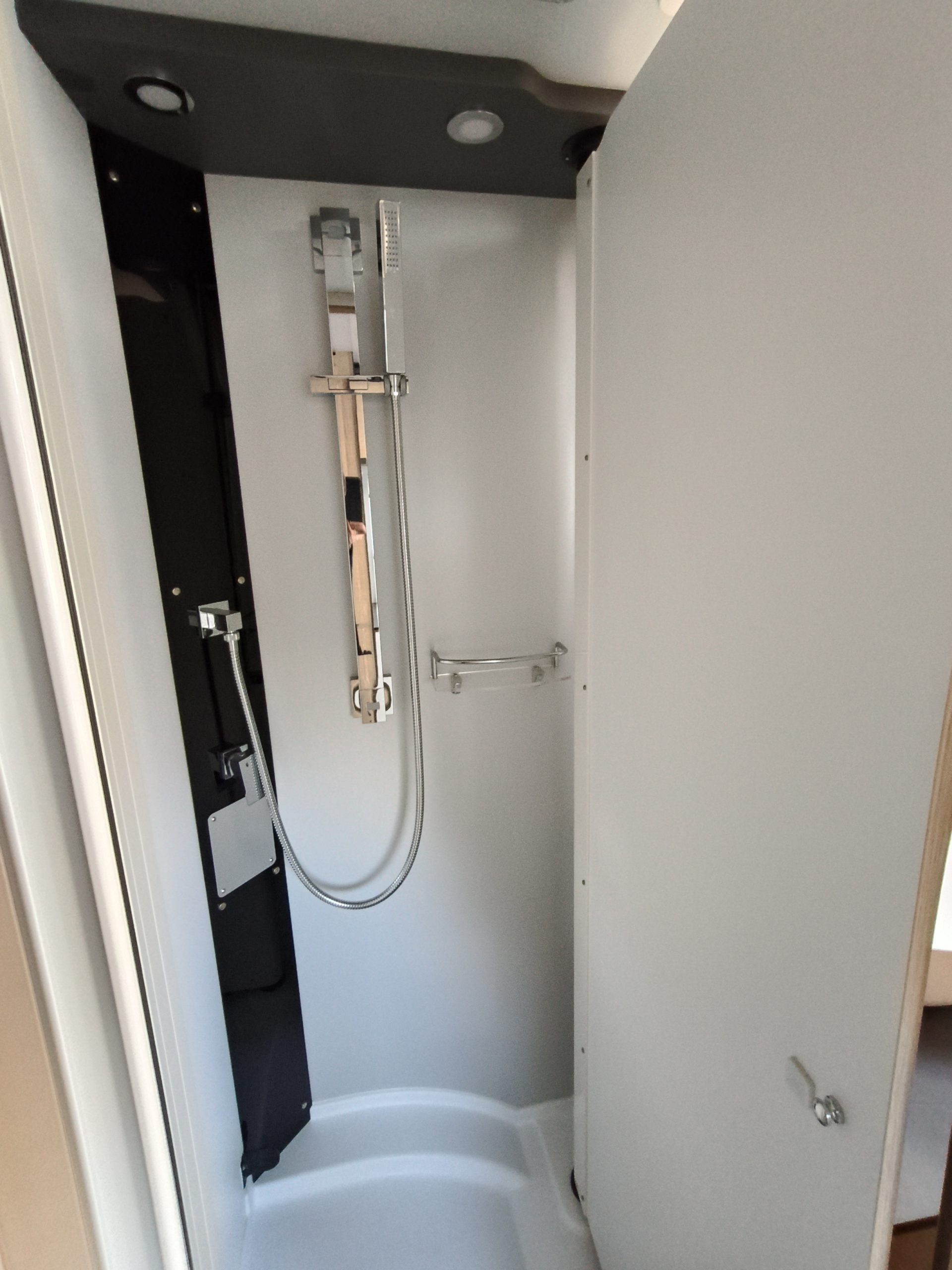 GiottiLine Compact C66 Privilege Lengtebedden slechts 660 cm lang 210 cm breed!