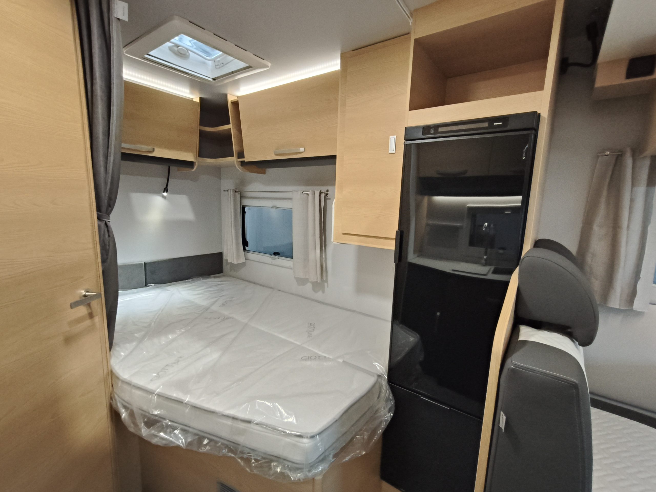 GiottiLine Siena 330 Premiere Edition compact! Automaat!