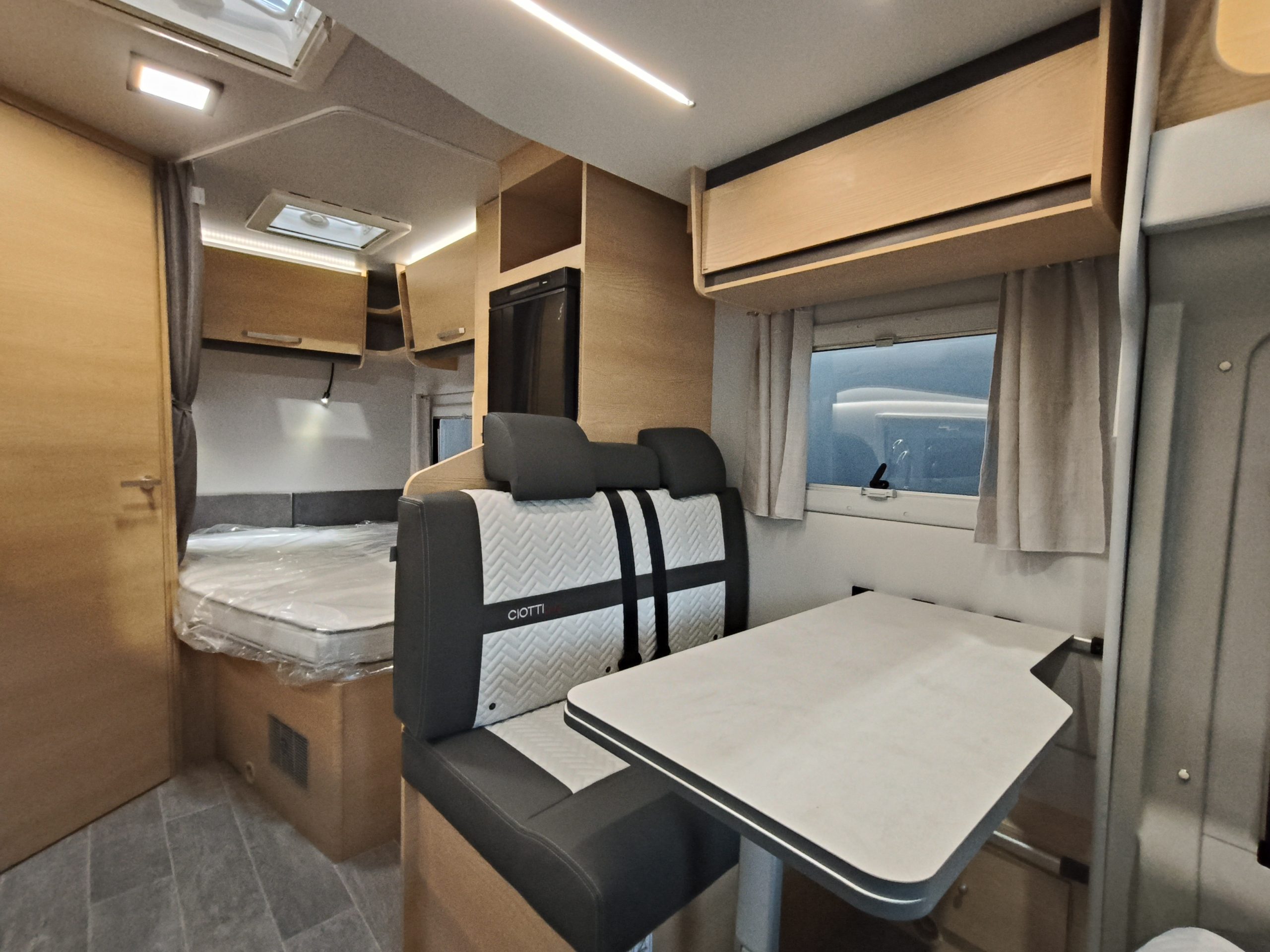 GiottiLine Siena 330 Premiere Edition compact! Automaat!