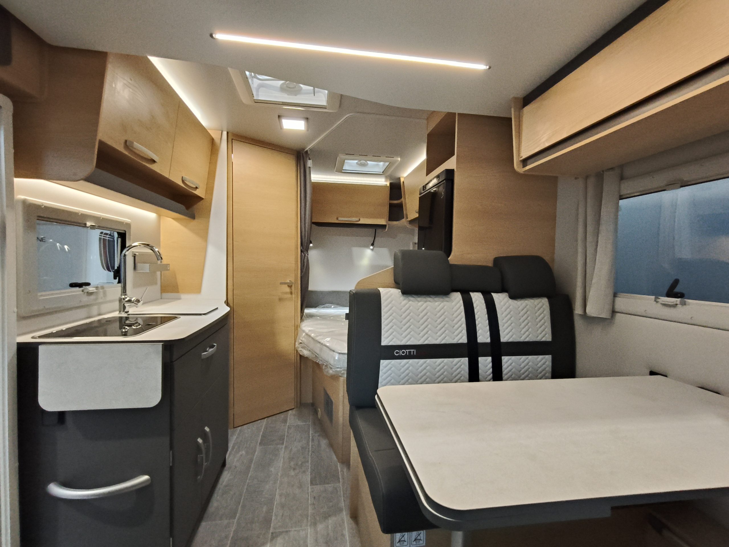 GiottiLine Siena 330 Premiere Edition compact! Automaat!