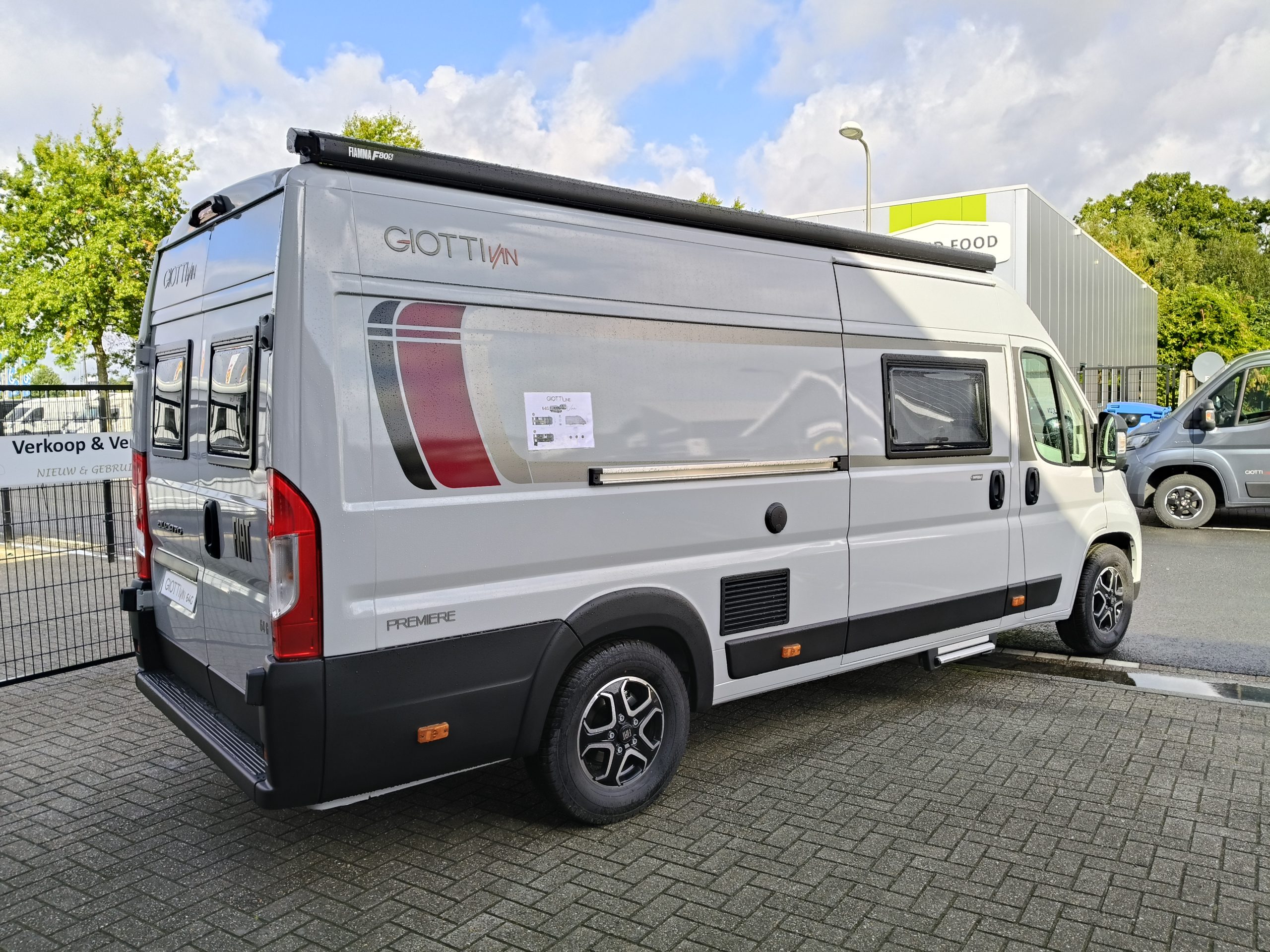 GiottiVan 64G Premiere Edition Lengte bedden (212 CM) Fiat AUTOMAAT