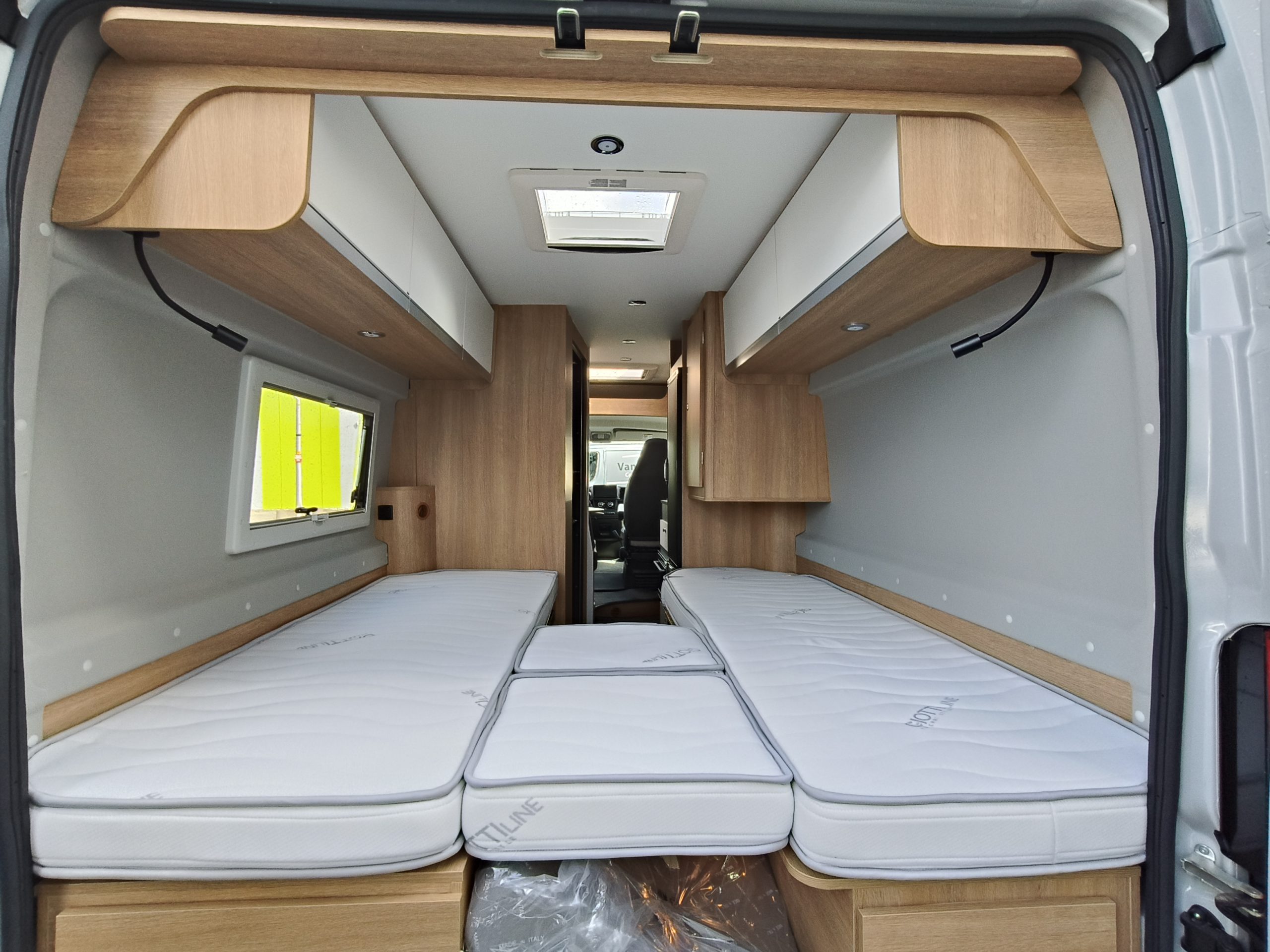 GiottiVan 64G Premiere Edition Lengte bedden (212 CM) Fiat AUTOMAAT