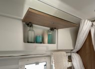 GiottiVan 60B YOUNG Limited Edition 4 persoons met uitneembare stapelbedden