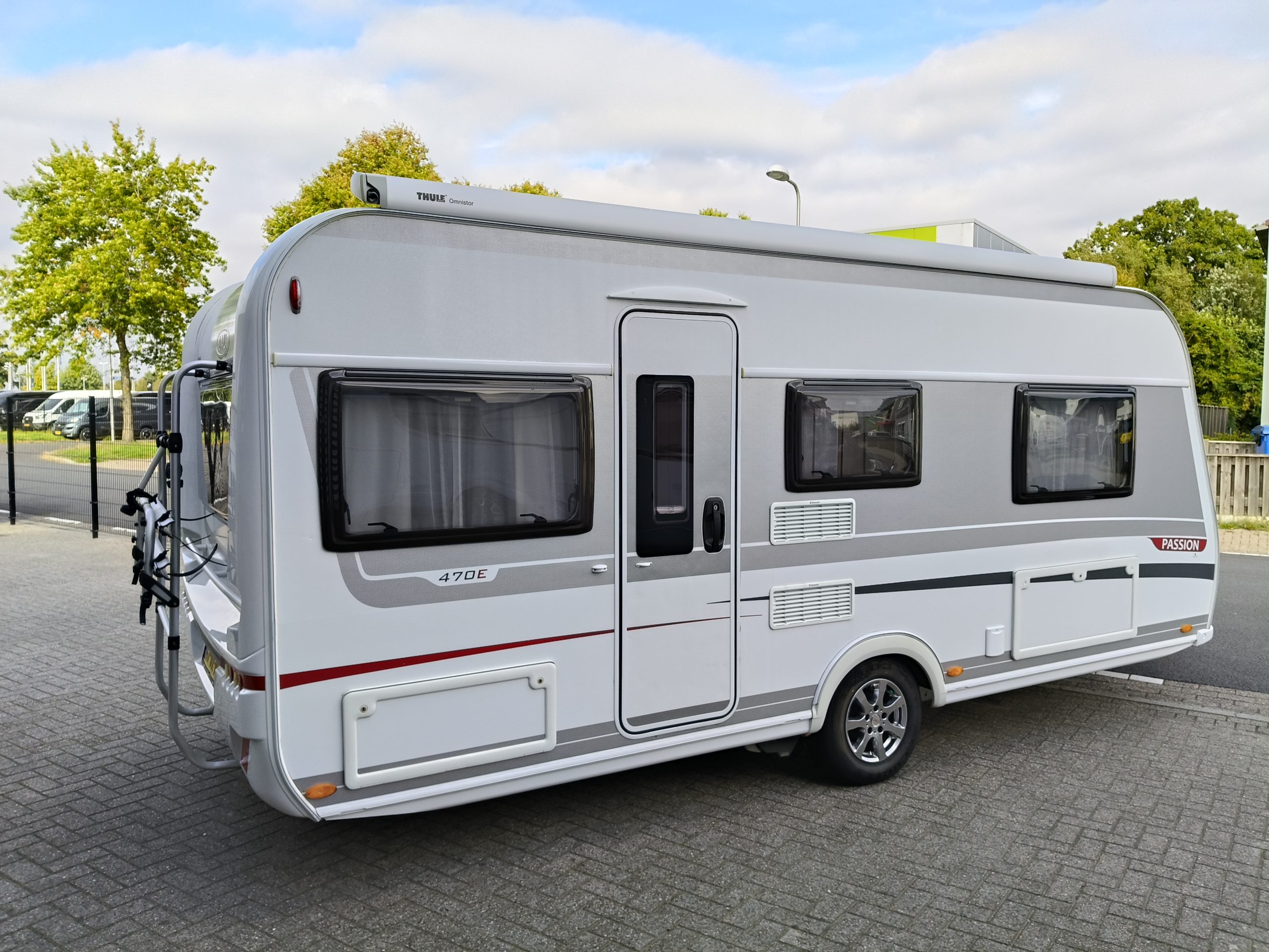 LMC PASSION 470 E Lengtebedden