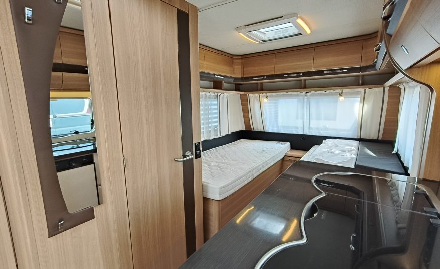 LMC PASSION 470 E Lengtebedden