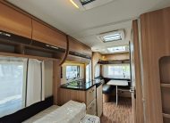 LMC PASSION 470 E Lengtebedden