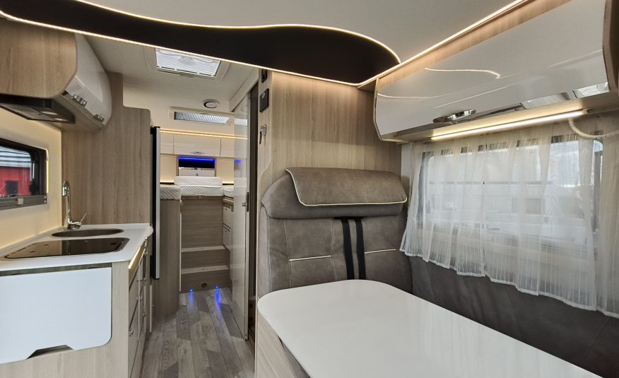 Sun Driver T690 Premium Lengte bedden en hefbed 5 pers. Automaat