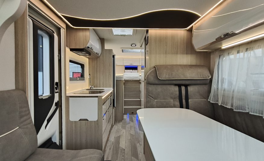 Sun Driver T690 Premium Lengte bedden en hefbed 5 pers. Automaat