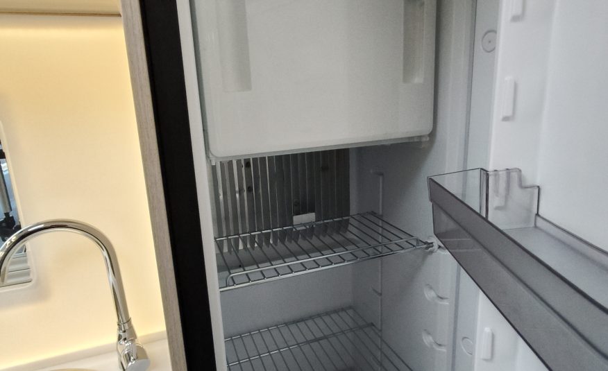 Sun Driver T690 Premium Lengte bedden en hefbed 5 pers. Automaat