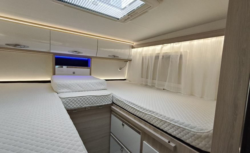 Sun Driver T690 Premium Lengte bedden en hefbed 5 pers. Automaat