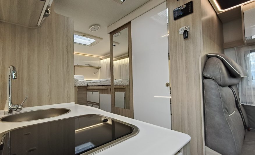 Sun Driver T690 Premium Lengte bedden en hefbed 5 pers. Automaat