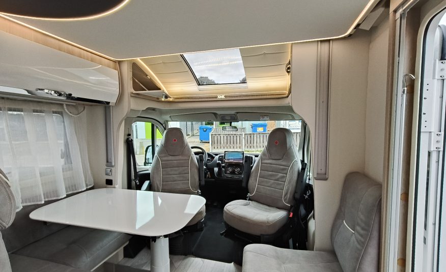 Sun Driver T690 Premium Lengte bedden en hefbed 5 pers. Automaat