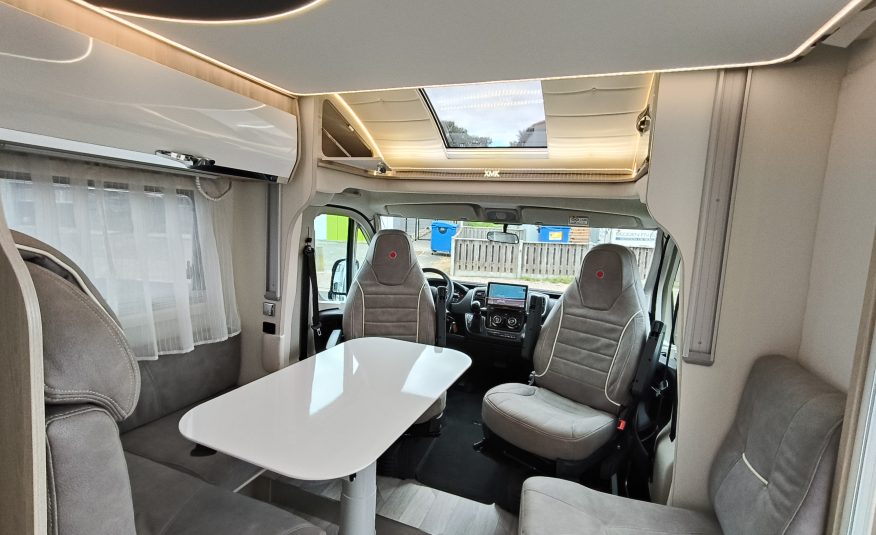 Sun Driver T690 Premium Lengte bedden en hefbed 5 pers. Automaat