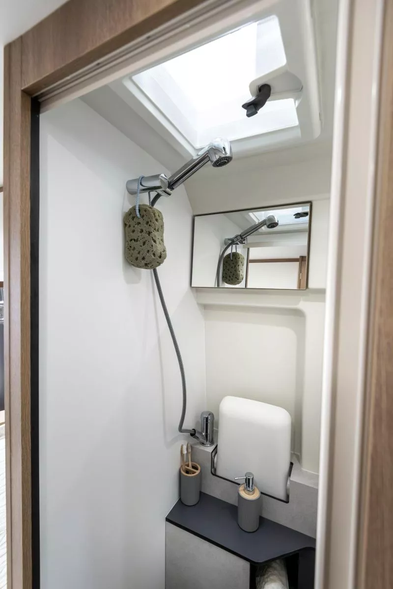 GiottiVan 54T Privilage pakket Dwarsbed COMPACT 2026 model