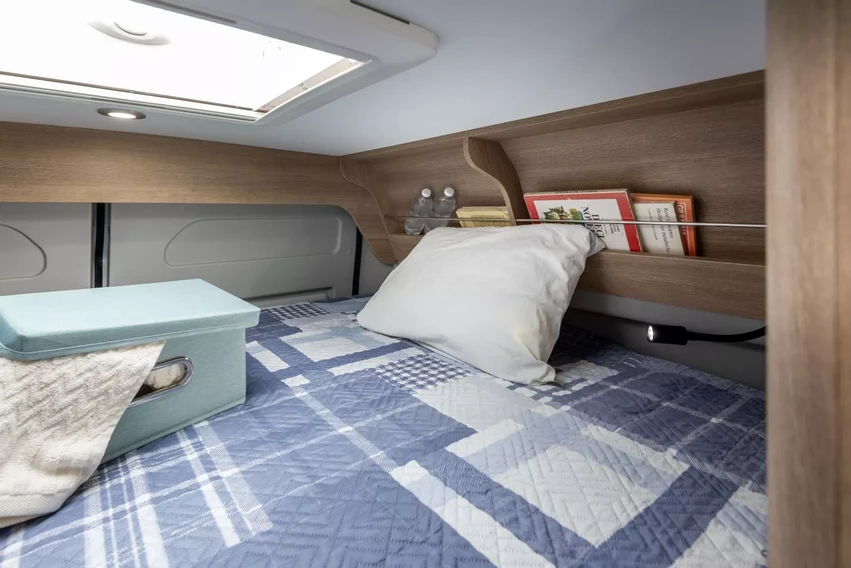 GiottiVan 60B YOUNG Limited Edition 4 persoons met uitneembare stapelbedden