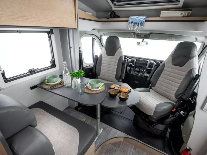 GiottiLine Compact CX 60 Van den Belt Caravan en Camper (11)