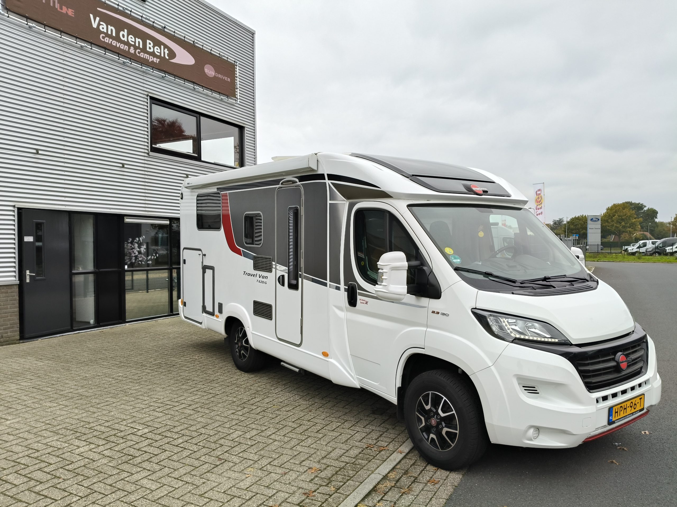 Burstner Travel-Van T620 G Lengtebedden