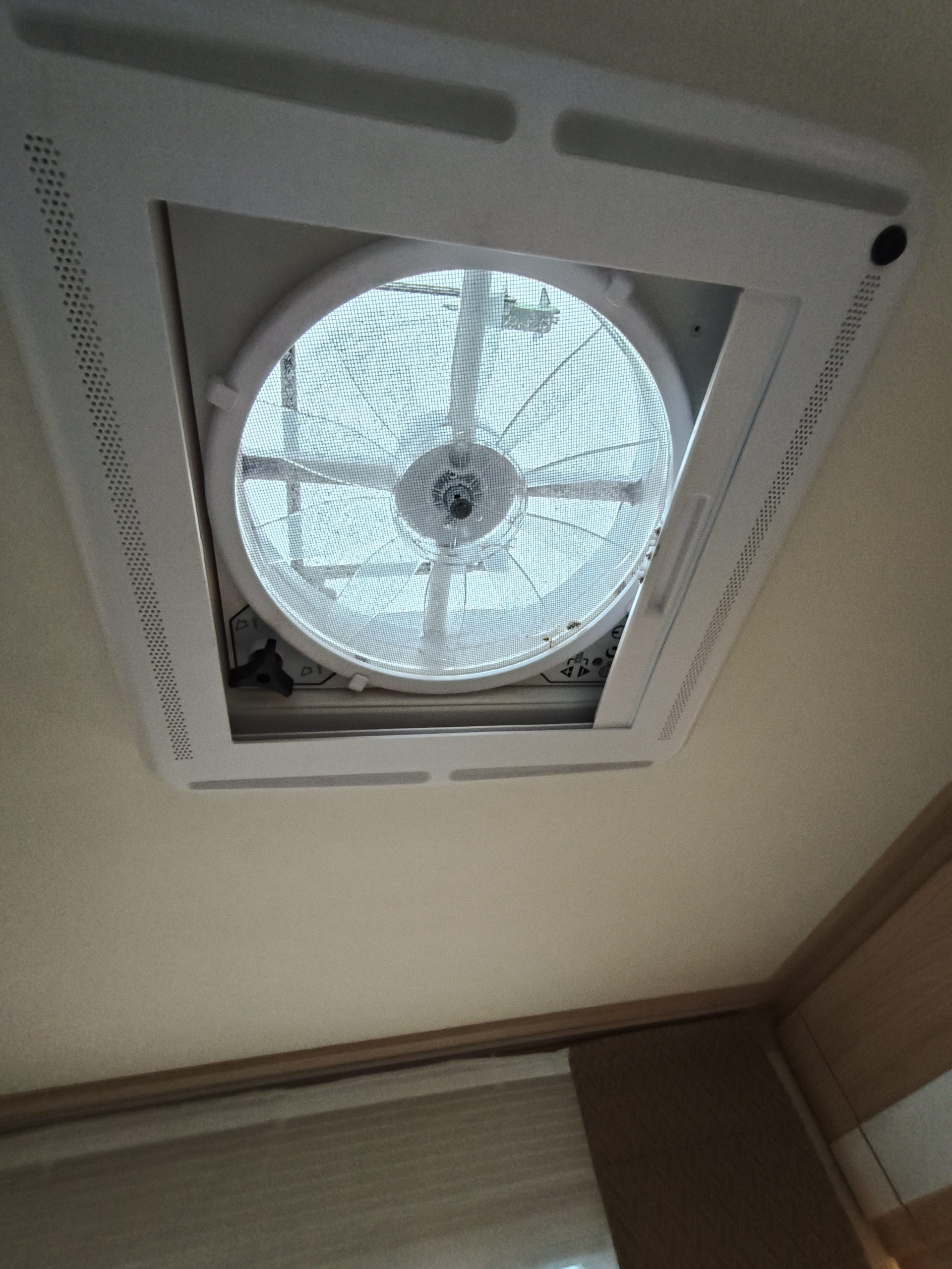 Burstner Travel-Van T620 G Lengtebedden