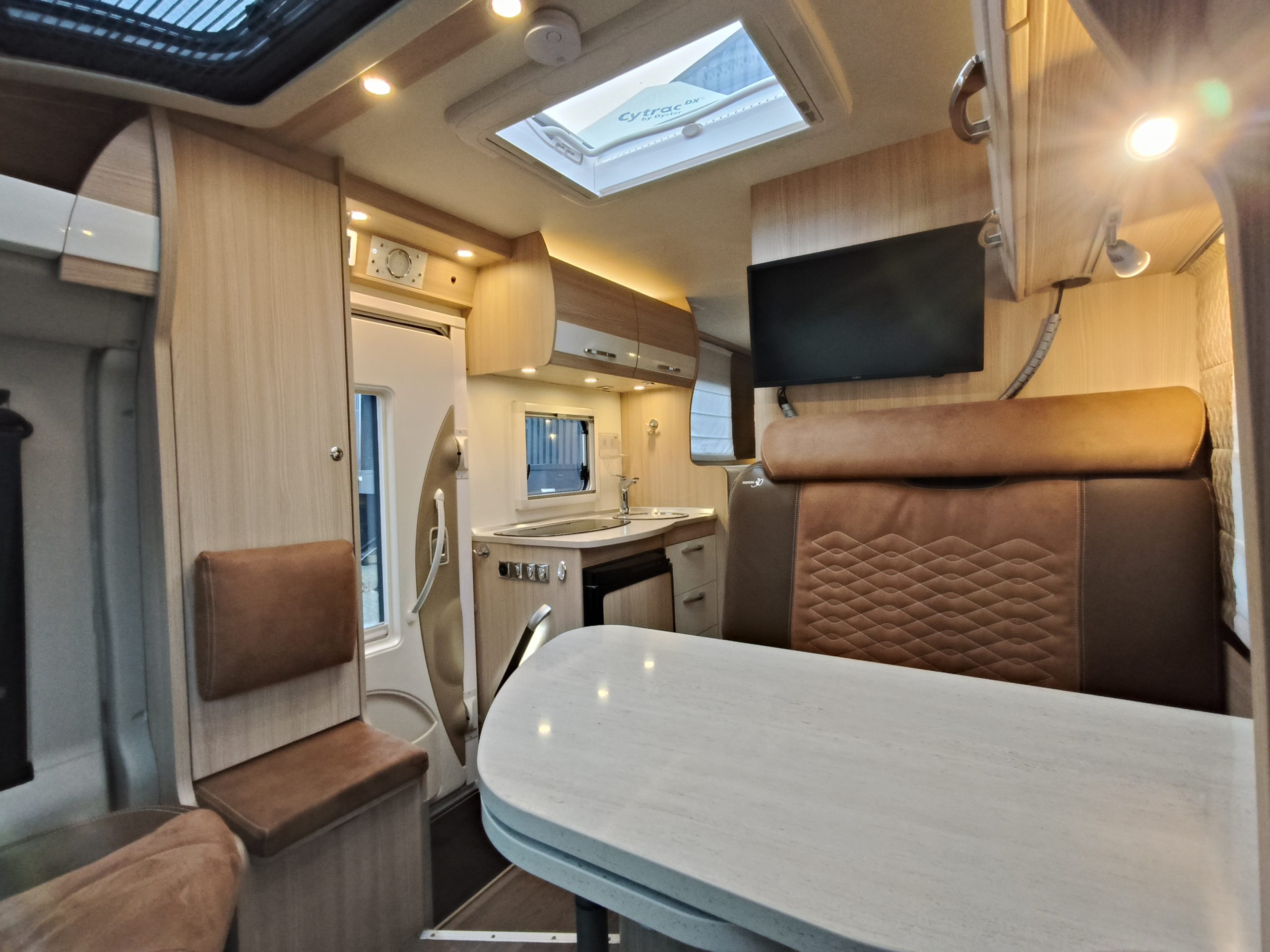 Burstner Travel-Van T620 G Lengtebedden