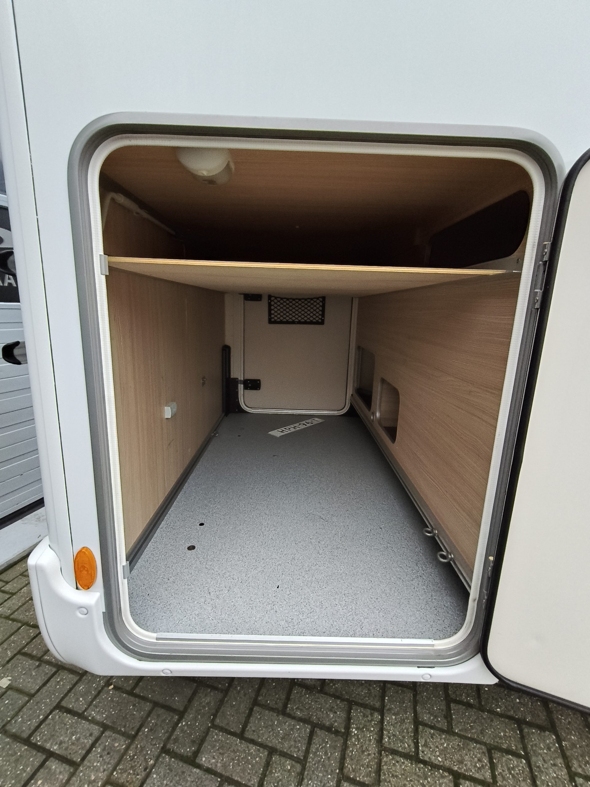Burstner Travel-Van T620 G Lengtebedden