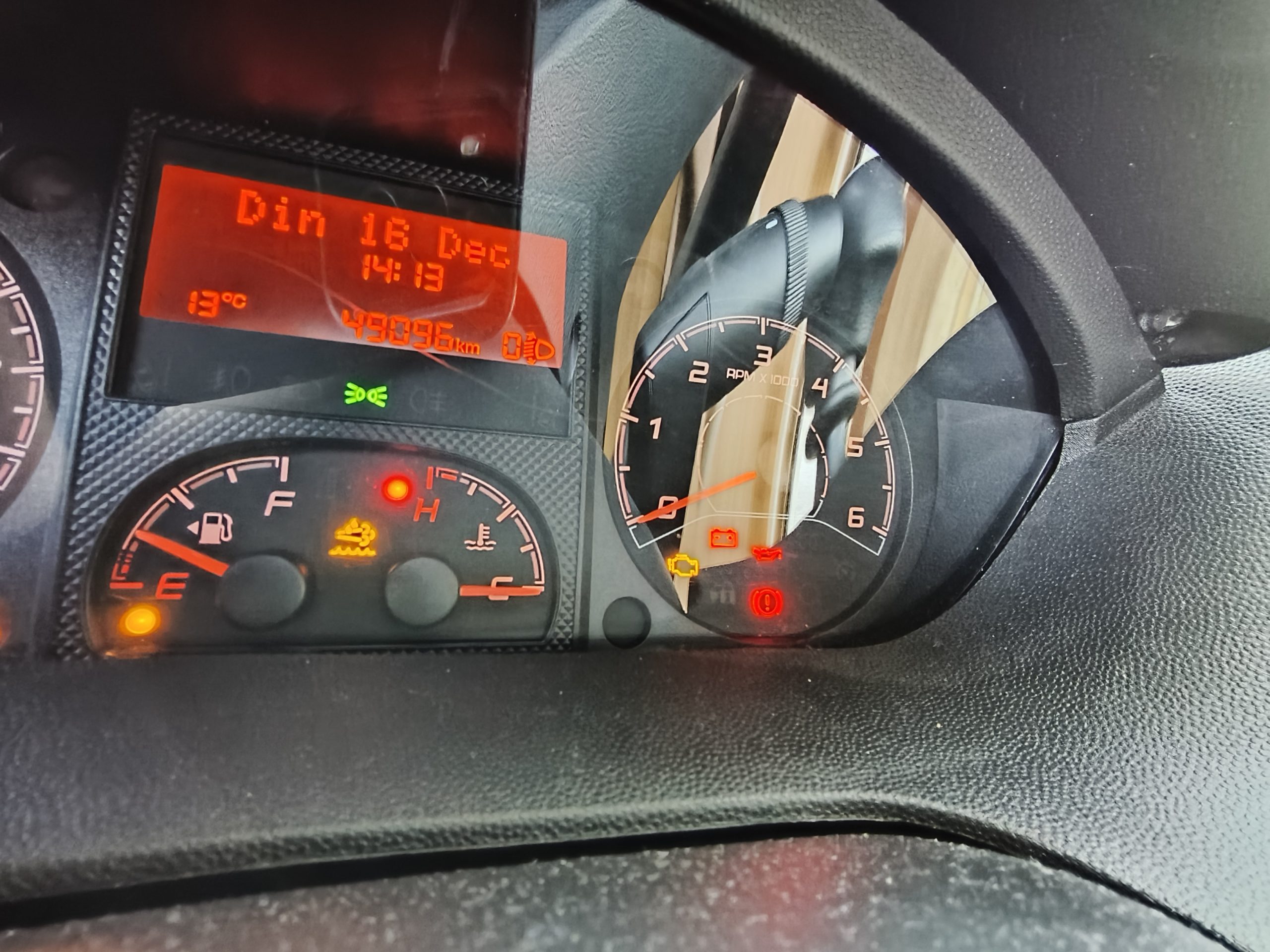 Sun Driver T570 – Qeensbed & Hefbed- 5 gordelplekken!