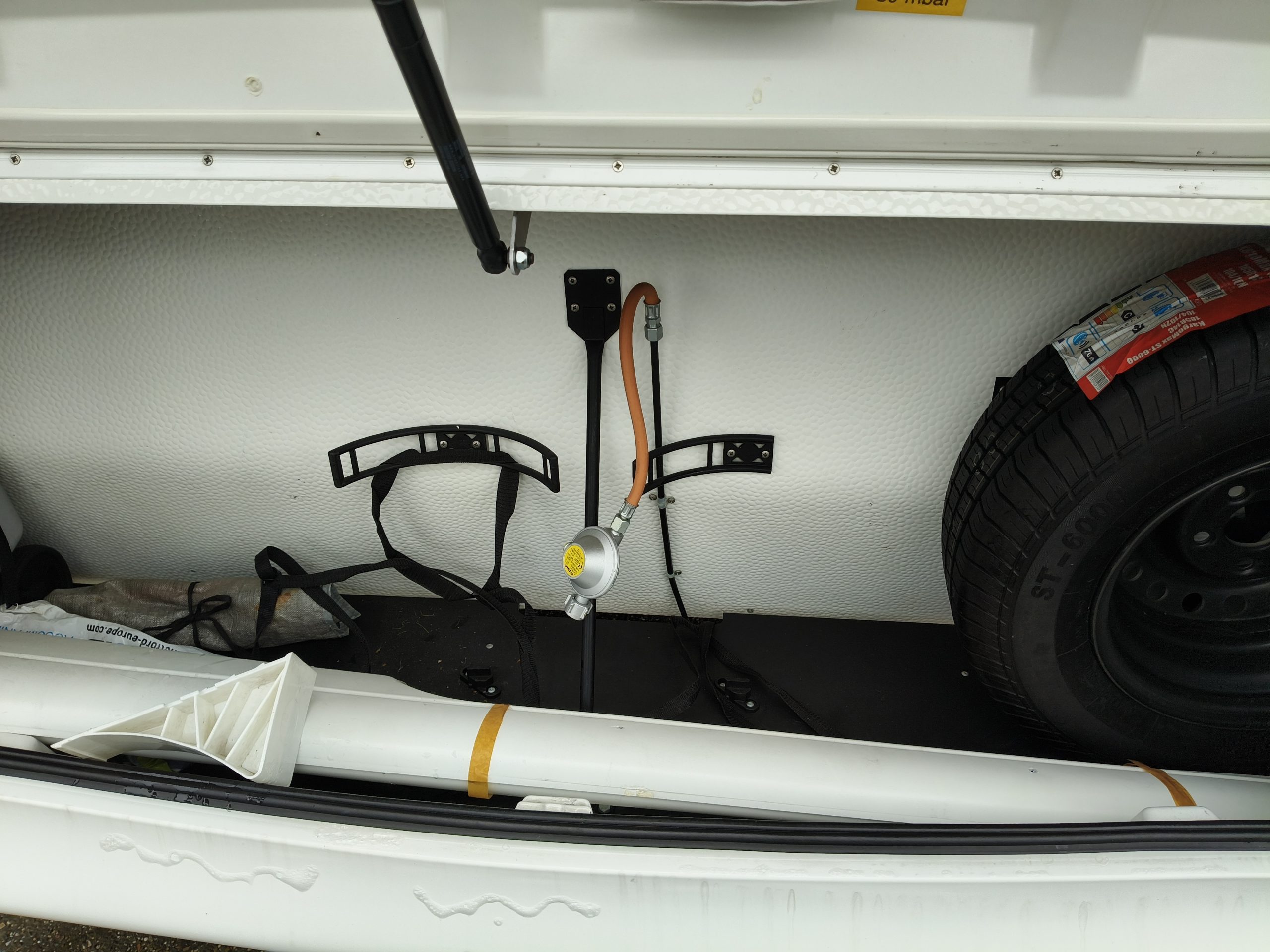 Hobby de Luxe 460 UFE