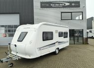 Hobby de Luxe 460 UFE