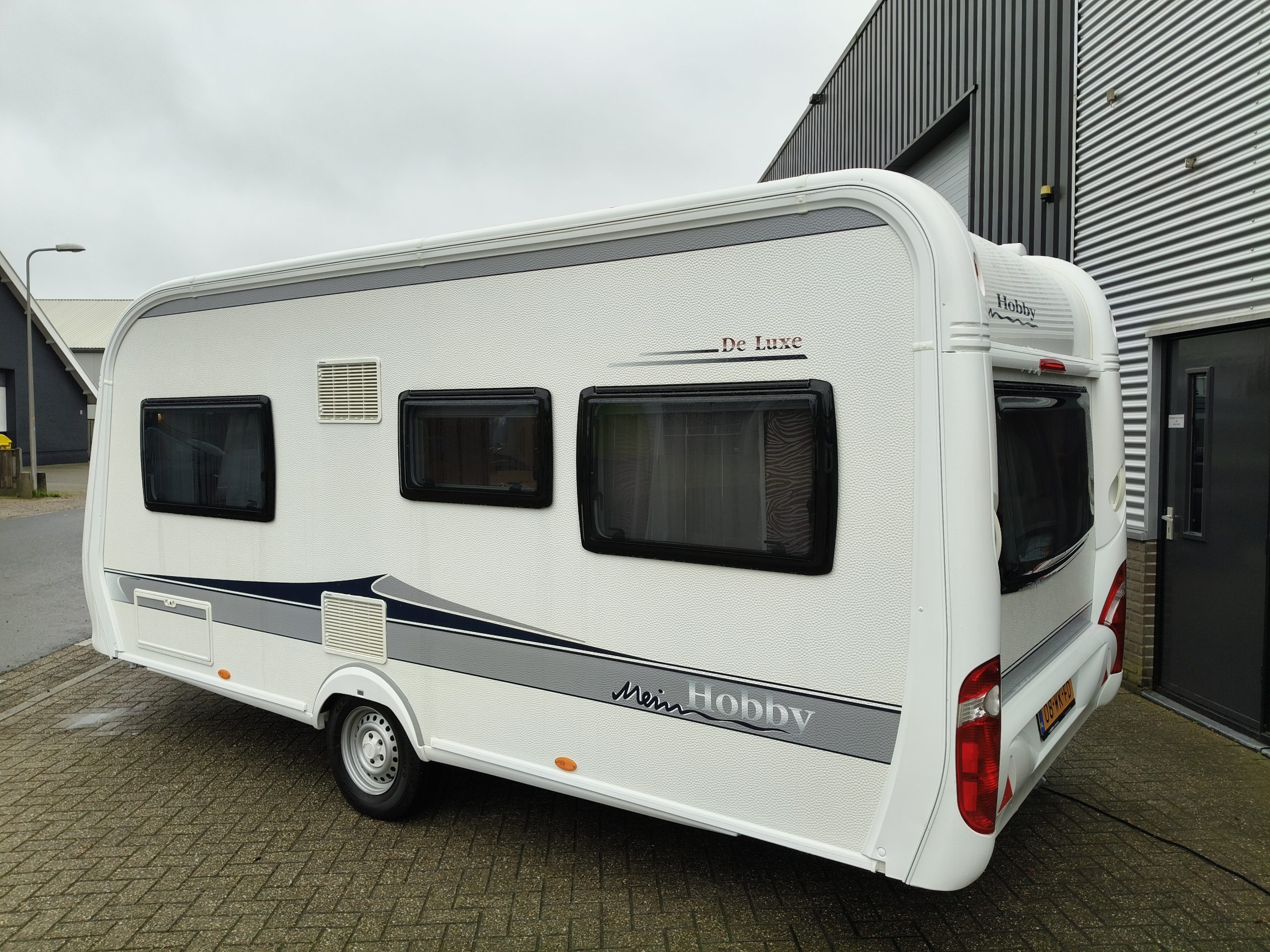 Hobby de Luxe 460 UFE