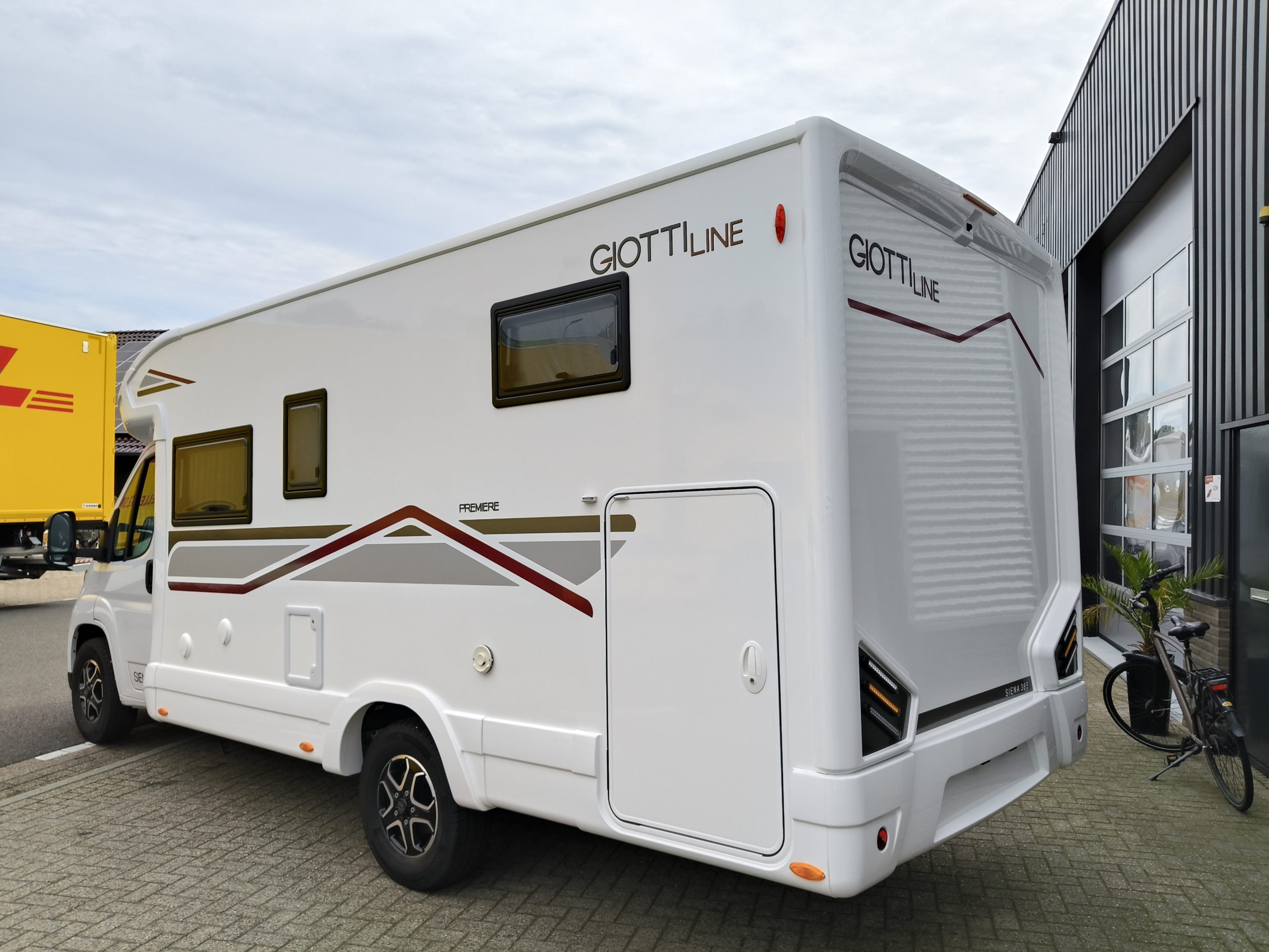 GiottiLine Siena 385  Premiere Edition enkelebedden met hefbed 5 pers.  model 27 automaat