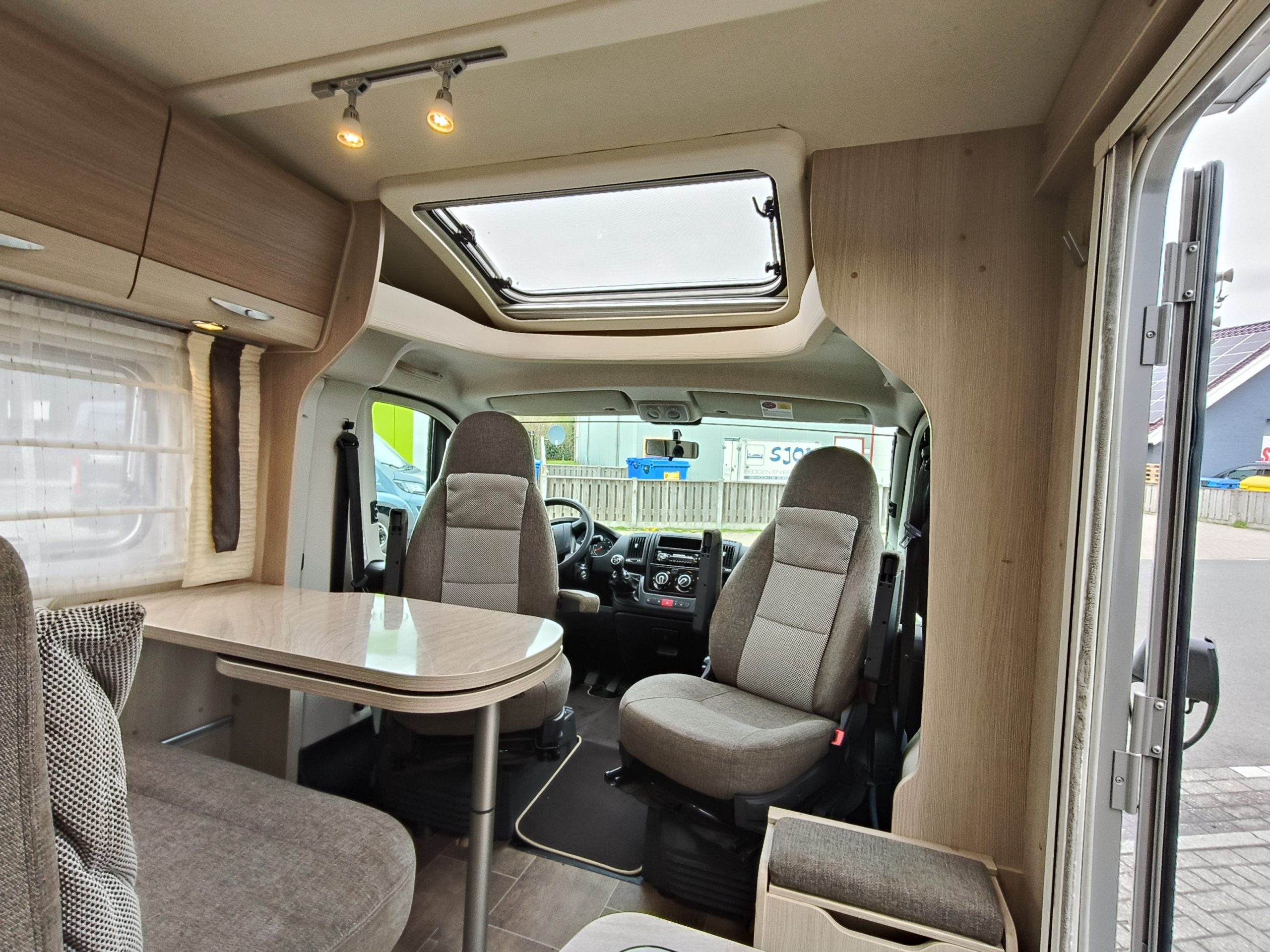 Burstner Brevio T605 Compact